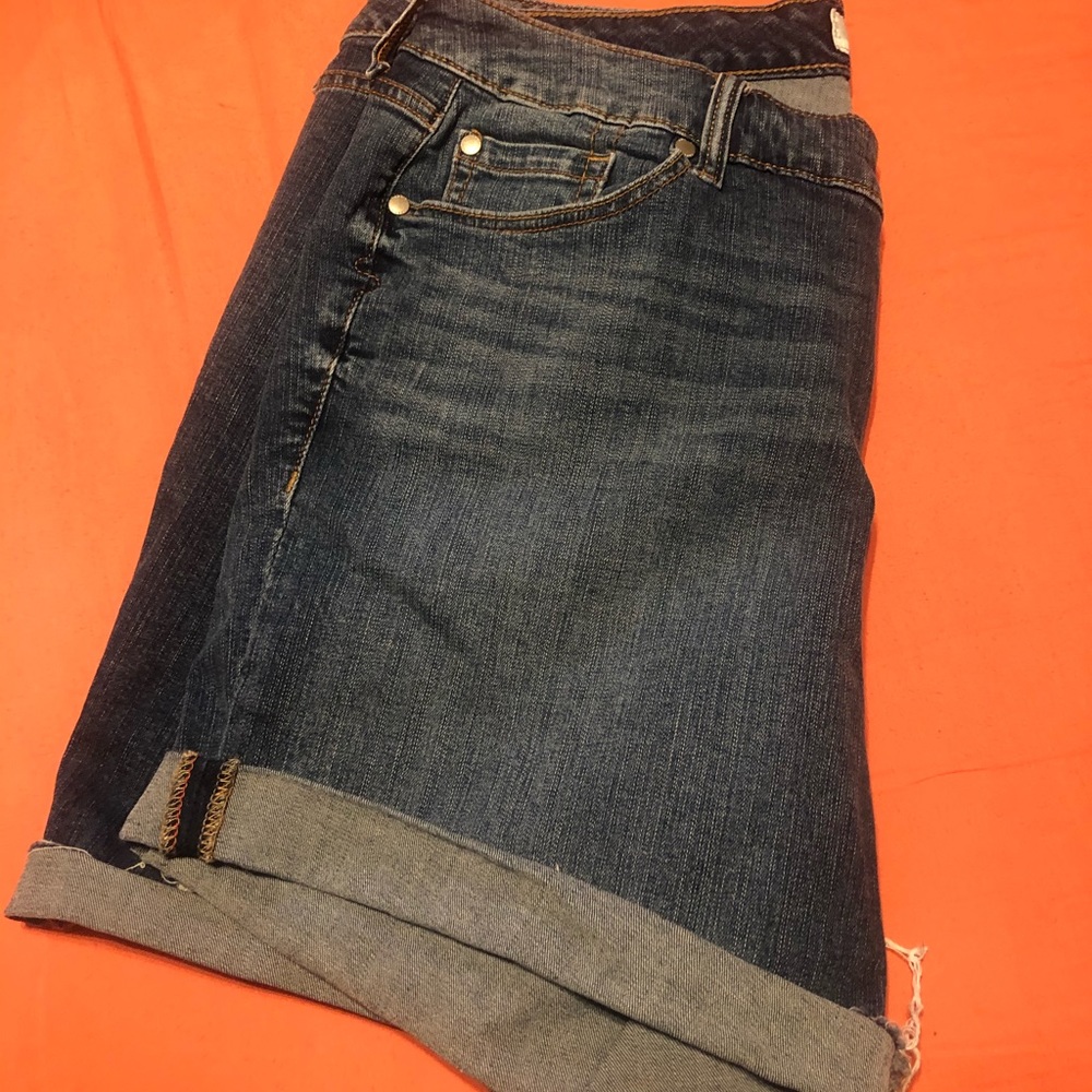 Torrid denim shorts